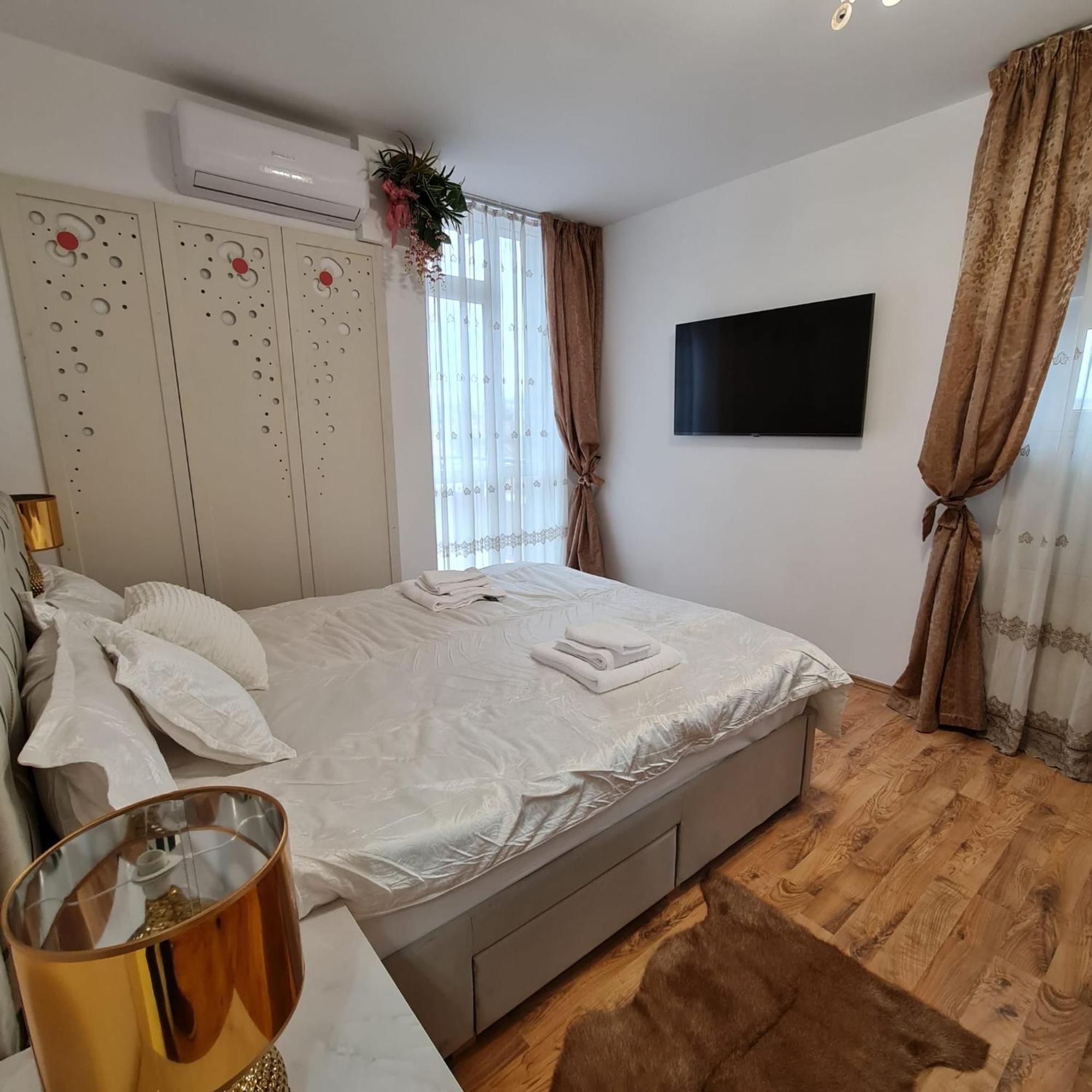 Appartement Cristinco Panoramic à Cluj-Napoca Extérieur photo